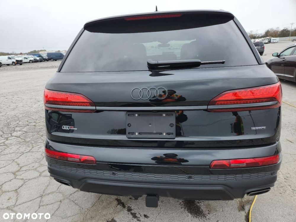Audi Q7 - 3