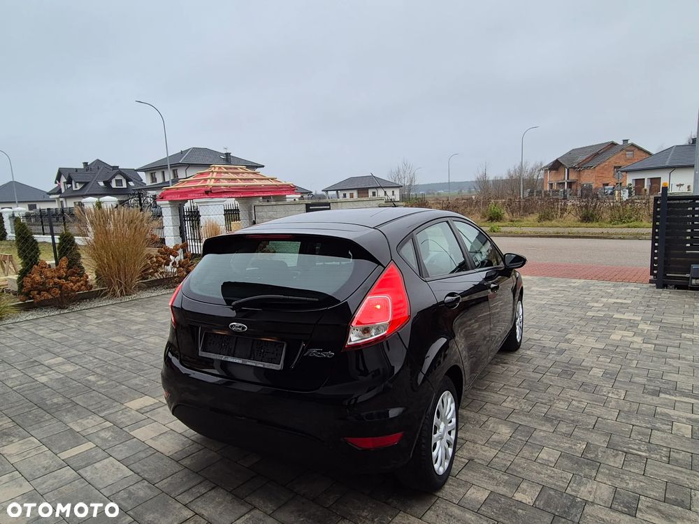 Ford Fiesta 1.25 Titanium - 31