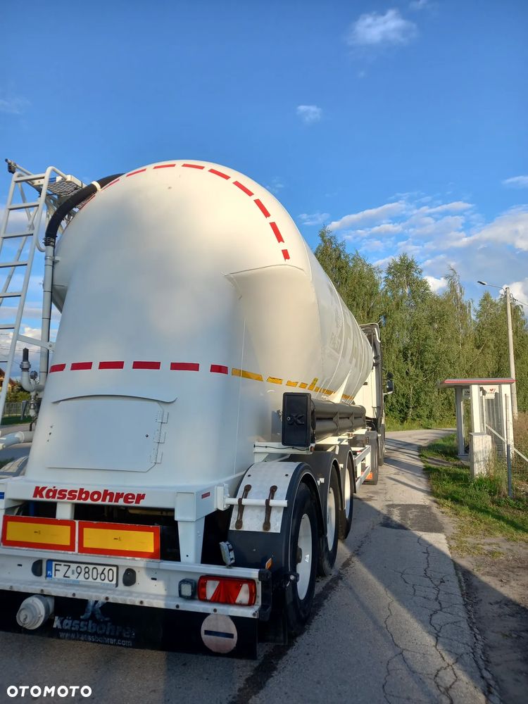 Kassbohrer Feldbinder Spitzer Cementonaczepa - 5
