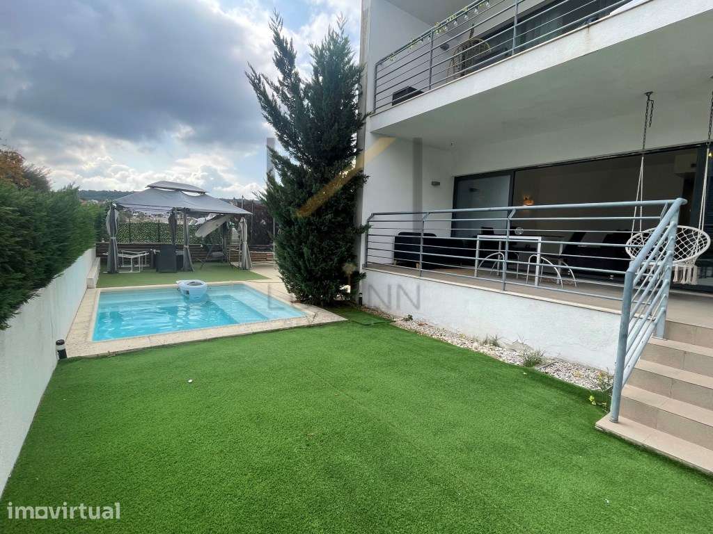 Apartamento Mobilado e Equipado | Palmela Village | Piscina e Espaç...