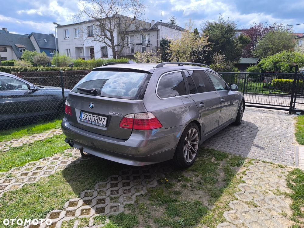 BMW Seria 5 520d - 4