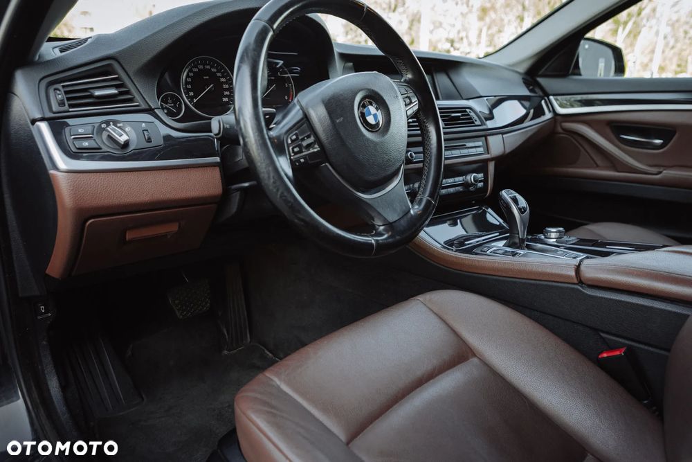 BMW Seria 5 520d - 10