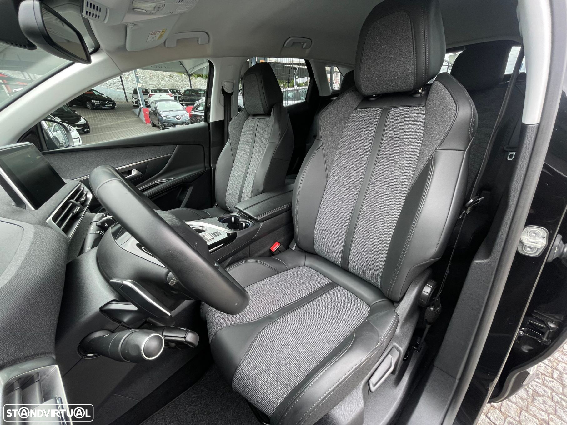 Peugeot 3008 1.5 BlueHDi Allure EAT8 - 40
