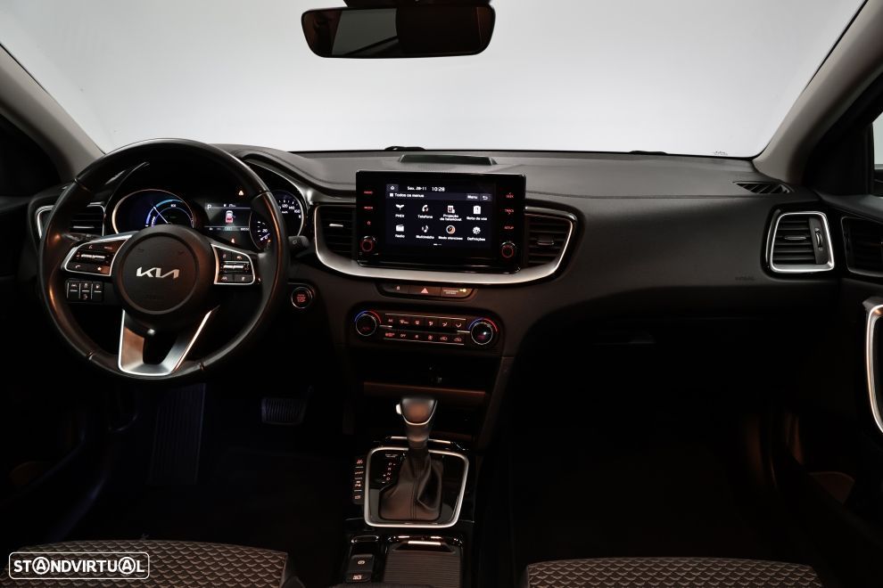 Kia XCeed 1.6 GDi PHEV Drive - 19