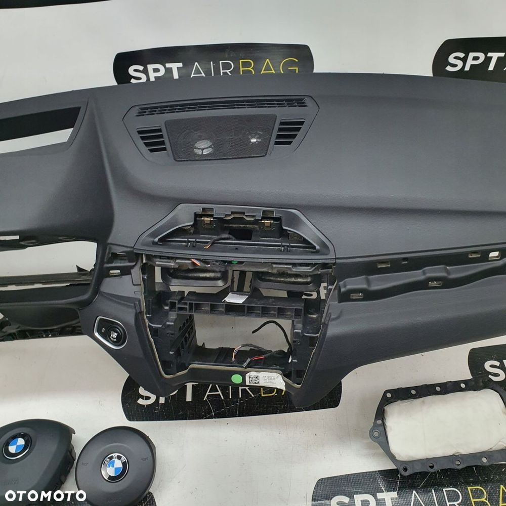 BMW X1 F48 DESKA ROZDZIELCZA KONSOLA KOKPIT PULPIT PODUSZKI AIRBAG AIR BAG PASY KIT SET - 3
