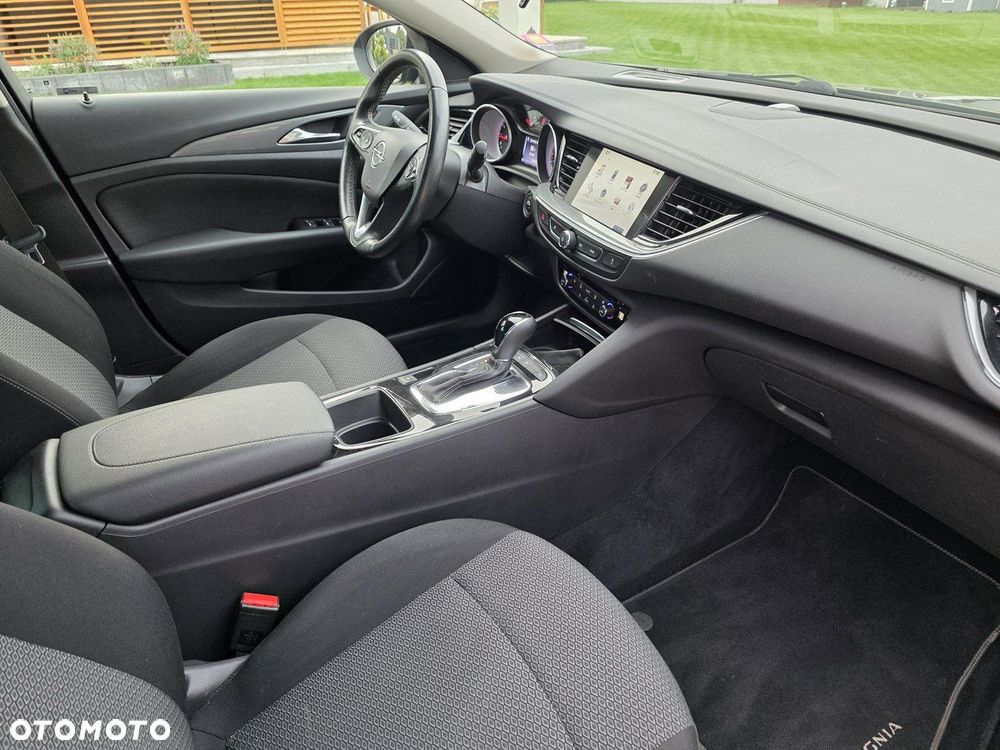 Opel Insignia - 21