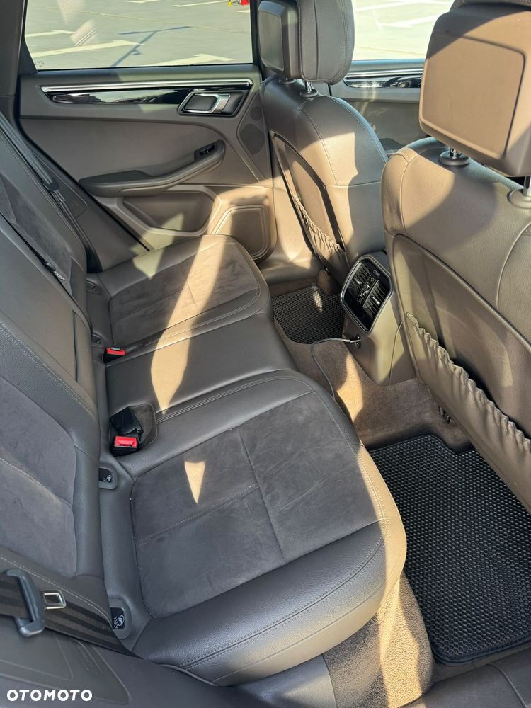 Porsche Macan Standard - 13