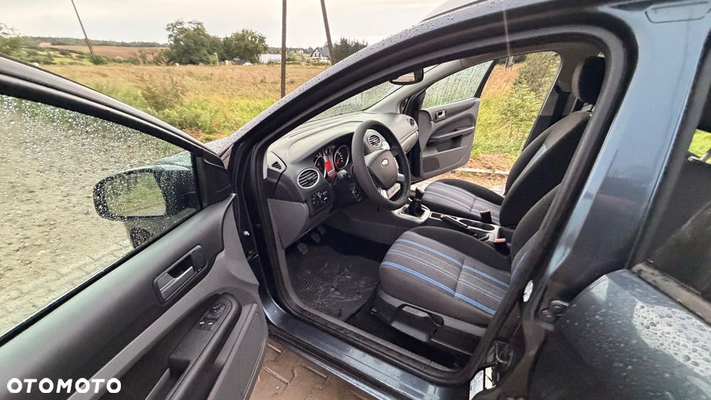 Ford Focus - 8