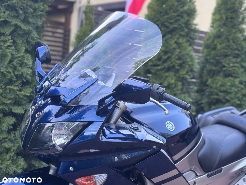 Yamaha FJR - 18