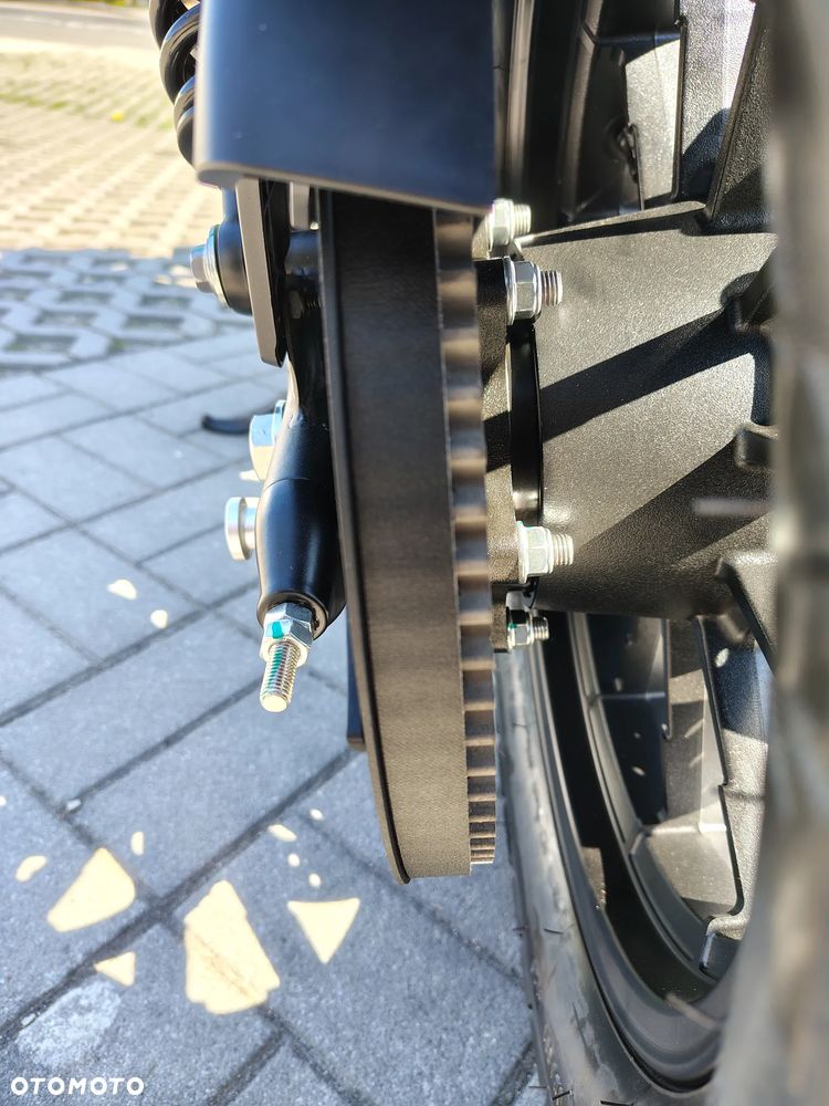 QJMOTOR SRV 125V - 7