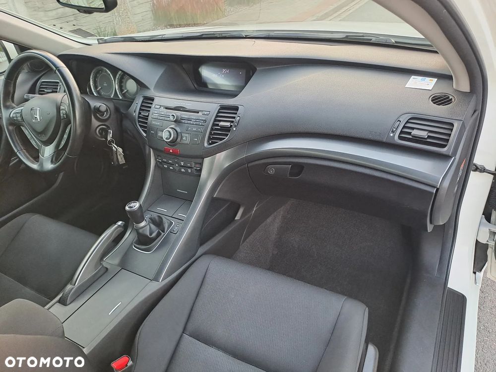 Honda Accord 2.0 50 Jahre Edition - 19