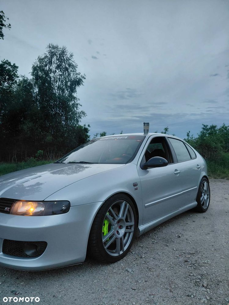 Seat Leon 1.8 20V Turbo Cupra R - 2
