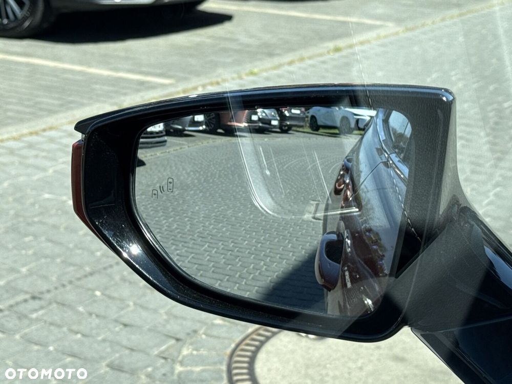 Lexus UX - 21