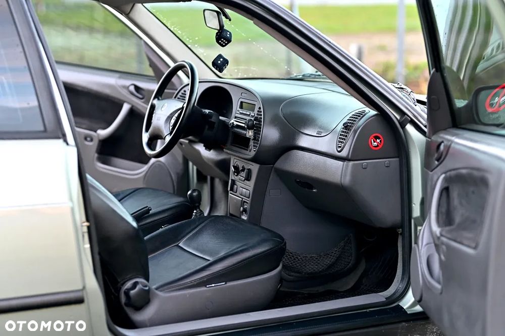 Saab 9-3 SE 2.0i - 12