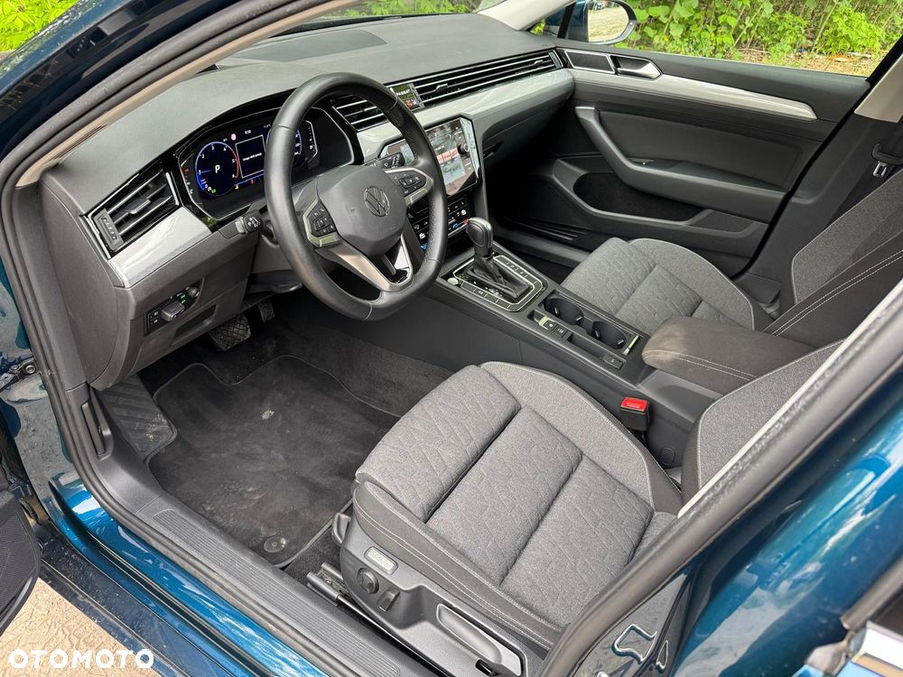 Volkswagen Passat 2.0 TDI EVO Business DSG - 6
