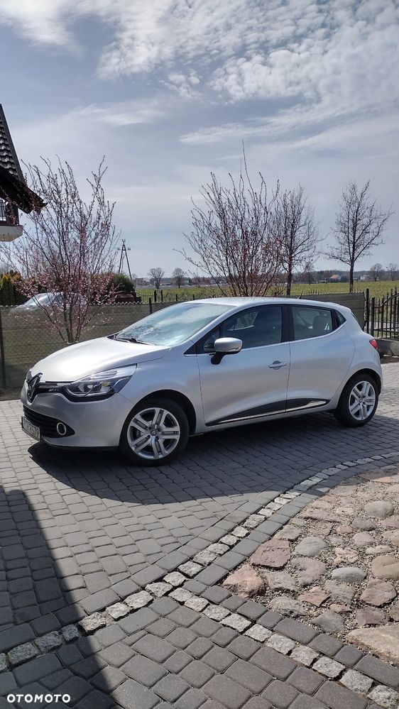 Renault Clio 1.2 16V 75 Life - 3