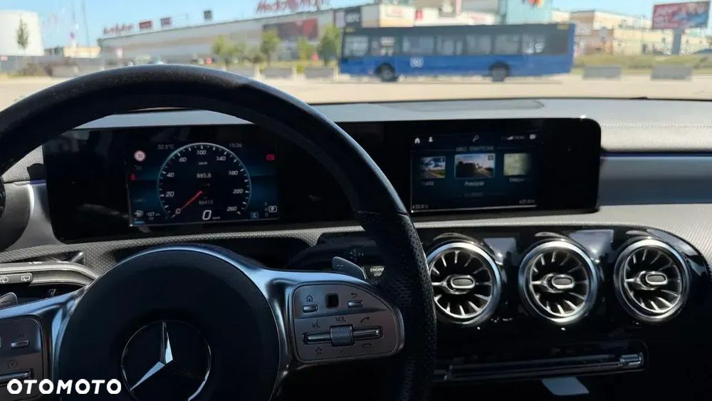 Mercedes-Benz Klasa A 250 4-Matic AMG Line 7G-DCT - 13