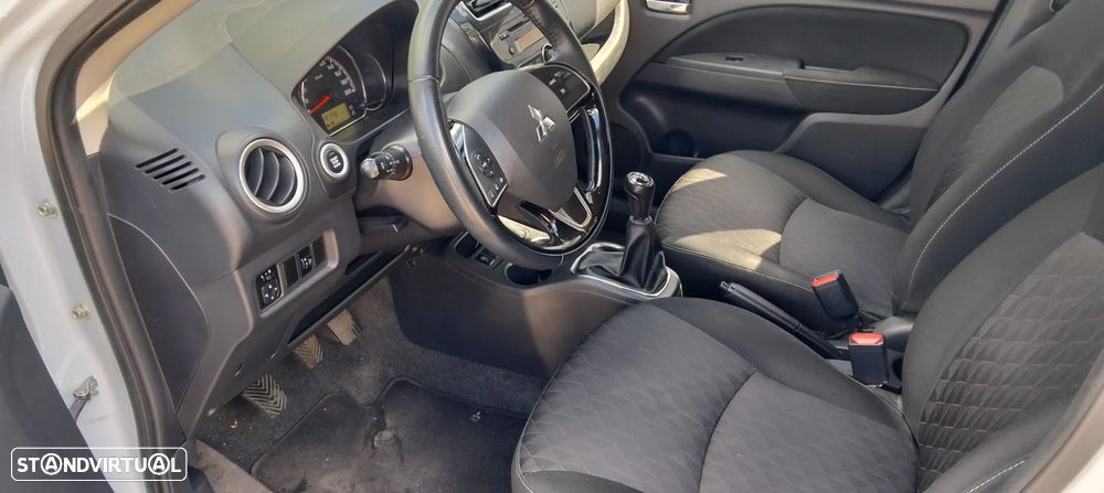 Mitsubishi Space Star 1.2 Intense Connect Edition - 12
