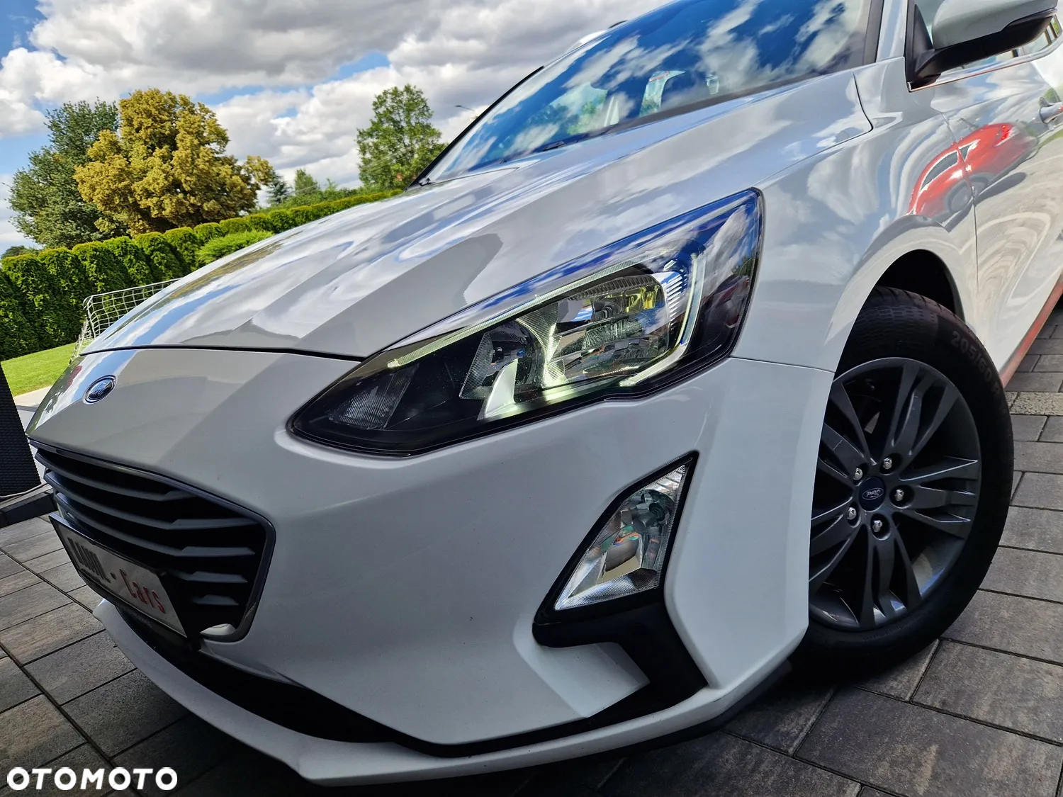 Ford Focus Turnier 1.5 EcoBlue Start-Stopp-System COOL&CONNECT DESIGN - 36