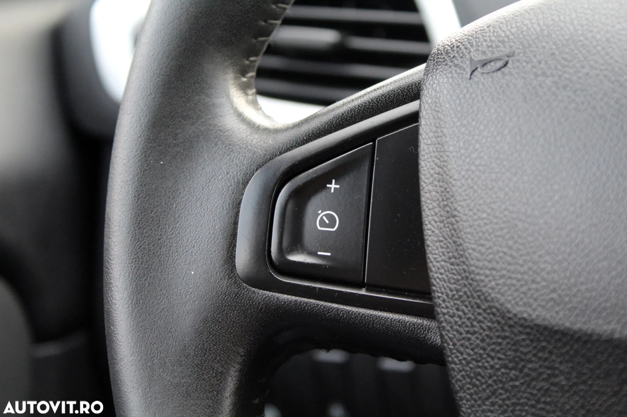 Renault Scenic TCe 130 Dynamique - 16