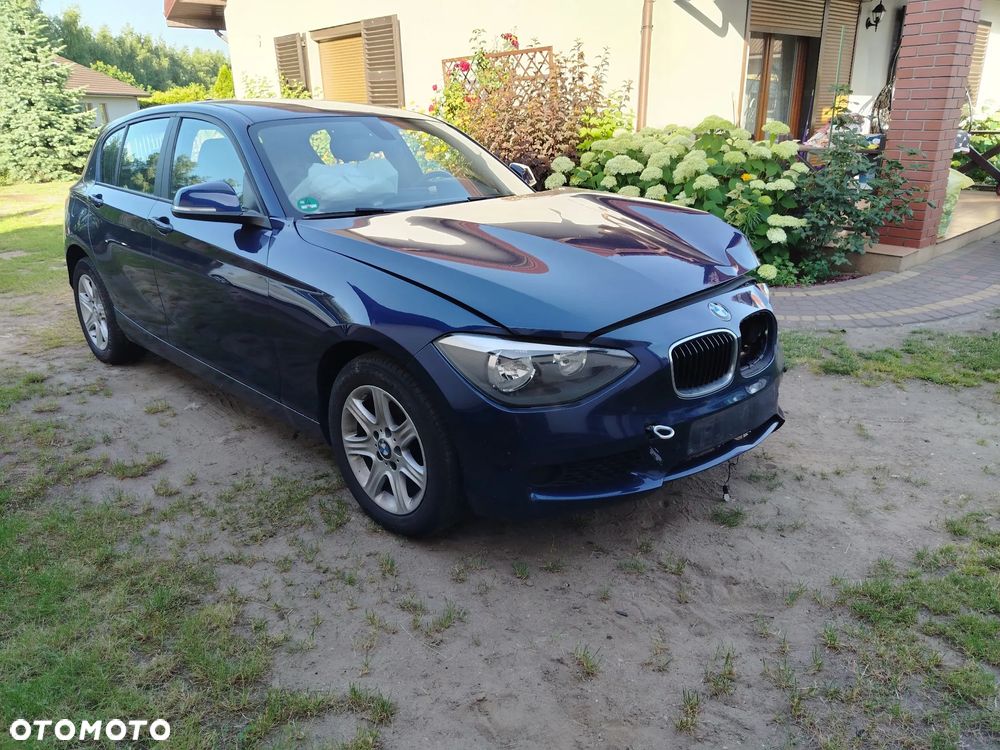BMW Seria 1 116i - 8