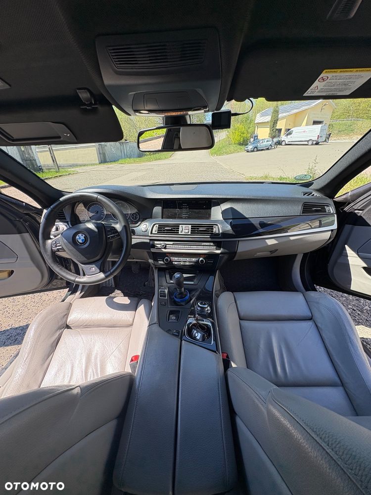 BMW Seria 5 520d - 11