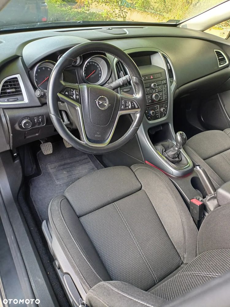 Opel Astra 1.6 Active - 10