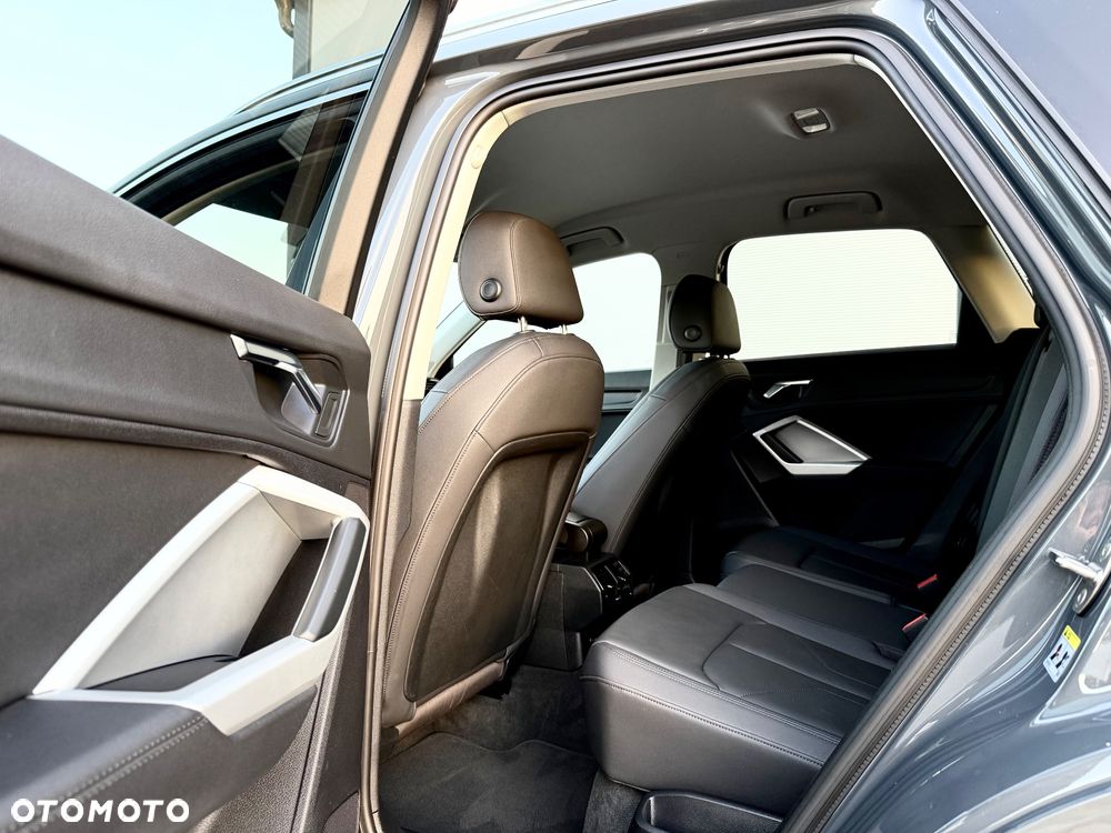 Audi Q3 35 TDI S tronic S line - 27