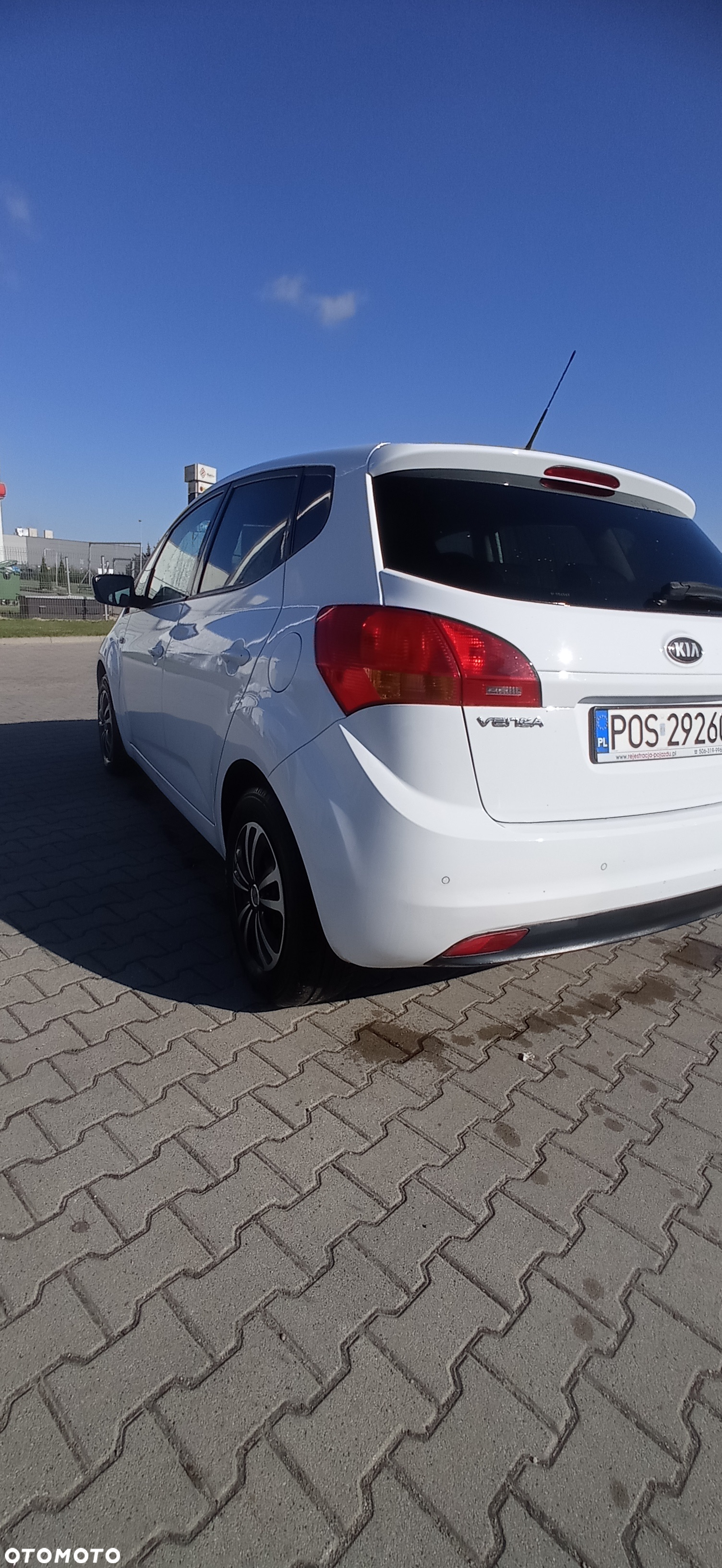 Kia Venga 1.4 CRDi L - 2