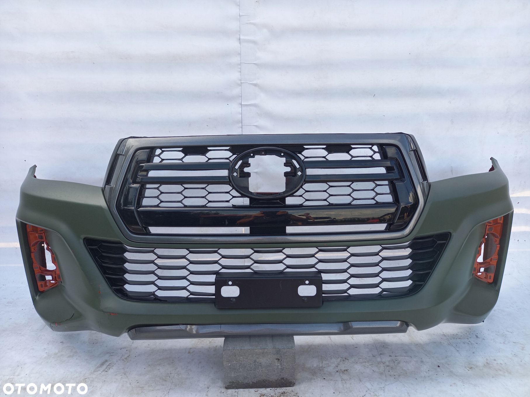 Toyota Hilux 8 VIII Lift zderzak przedni przod + atrapa dokladka - 1