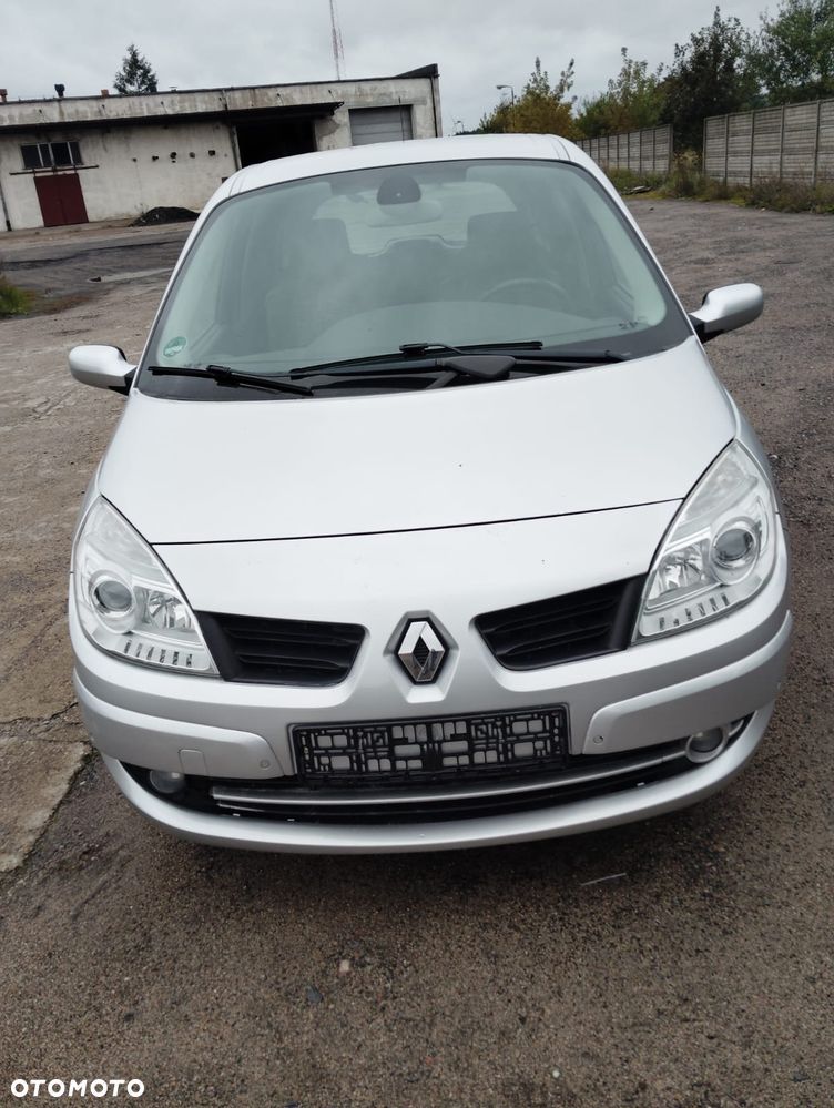 Renault Scenic 2.0 16V Privilege - 3