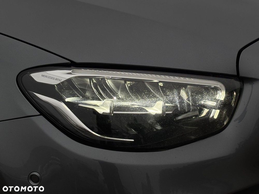 Mercedes-Benz Klasa E 450 4-Matic Exclusive - 39