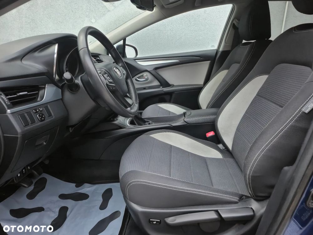 Toyota Avensis 1.8 Edition S+ - 10