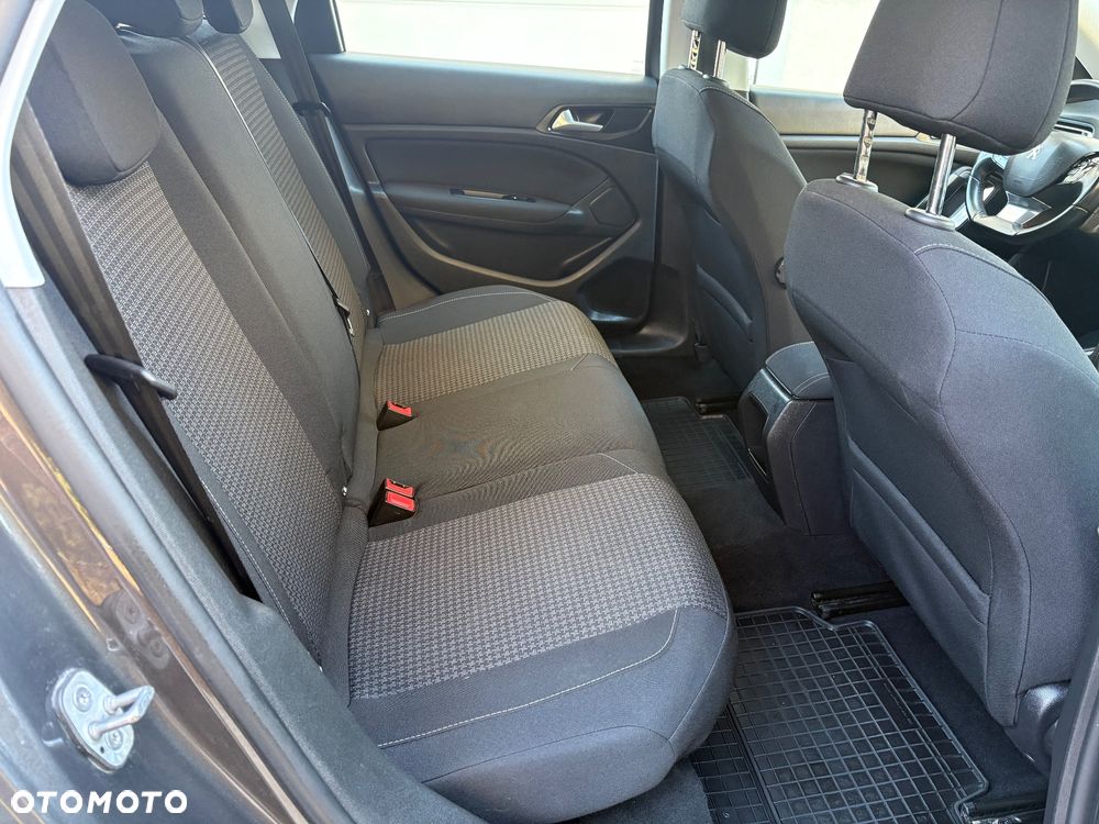 Peugeot 308 1.5 BlueHDi Allure Pack S&S - 26