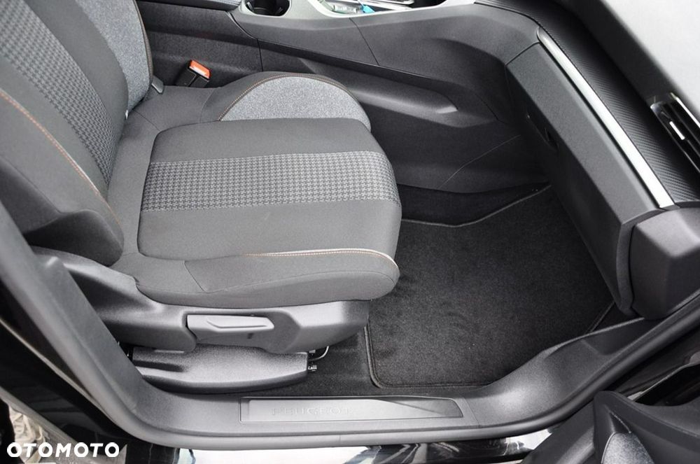 Peugeot 3008 - 28