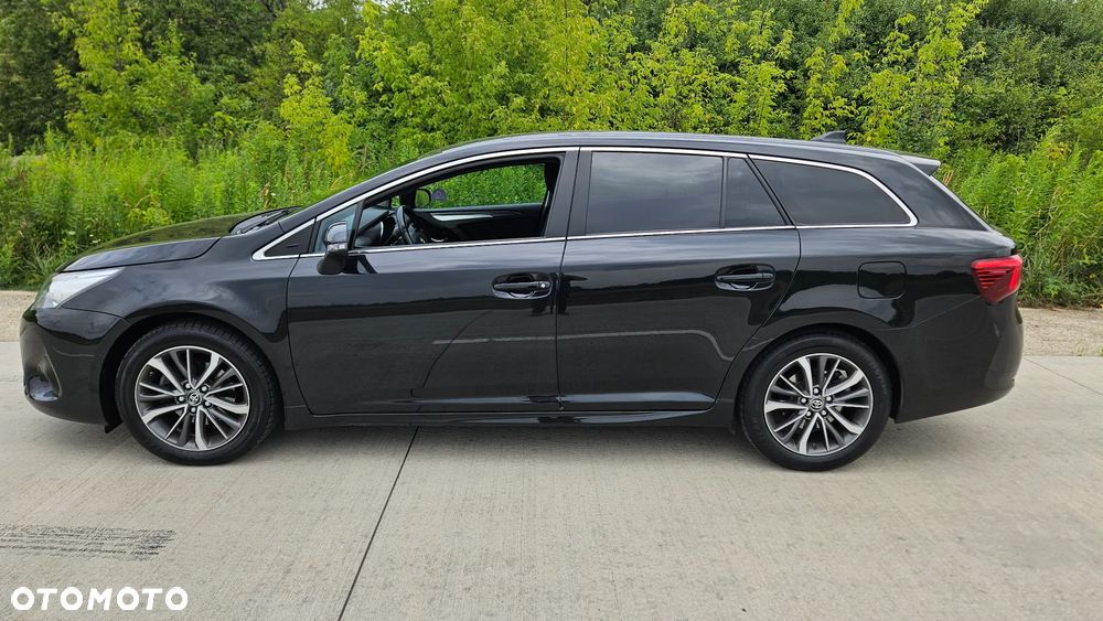 Toyota Avensis 1.8 Prestige - 9
