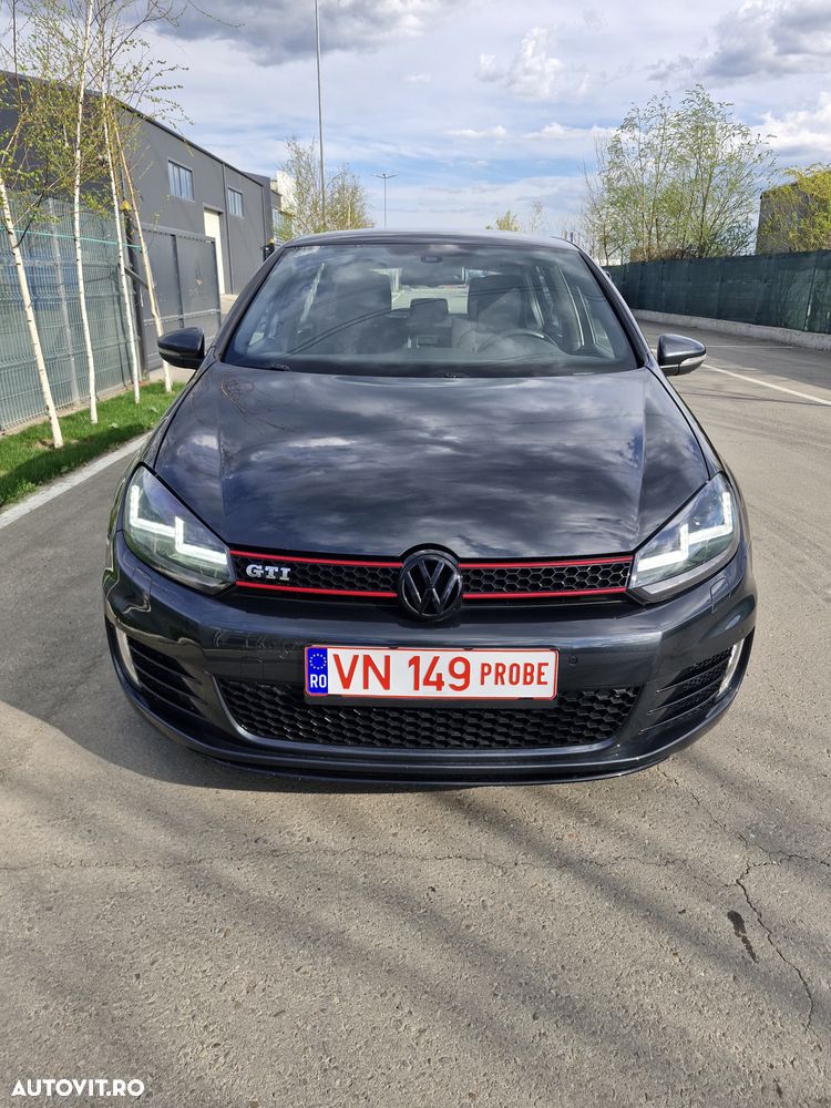 Volkswagen Golf 2.0 GTI DSG - 2