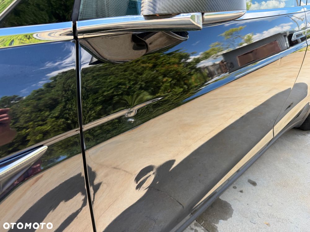 Tesla Model X - 36
