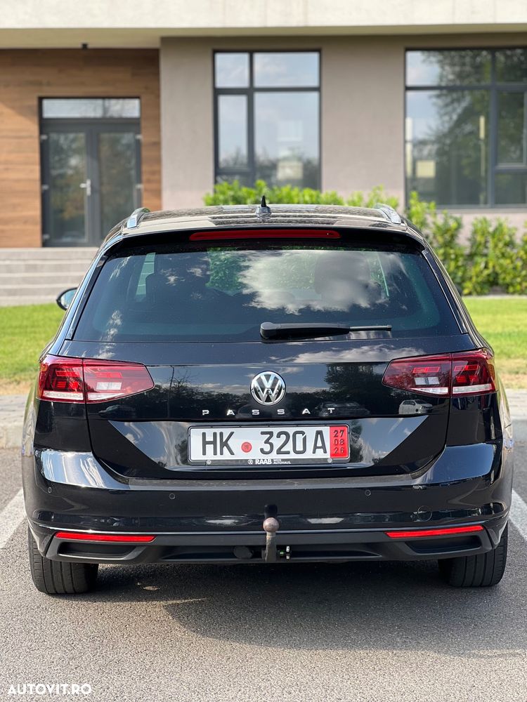 Volkswagen Passat 2.0 TDI SCR DSG Elegance - 10