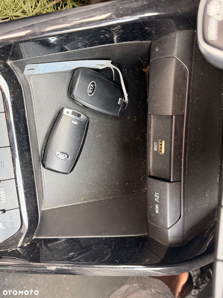 Kia Stonic 1.0 T-GDI OPF Mild Hybrid DCT7 GT Line - 24