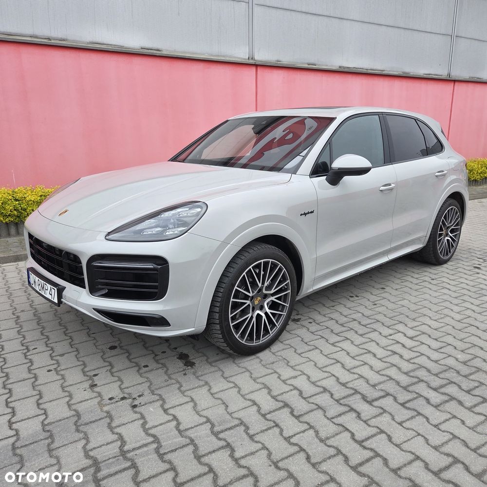 Porsche Cayenne - 10