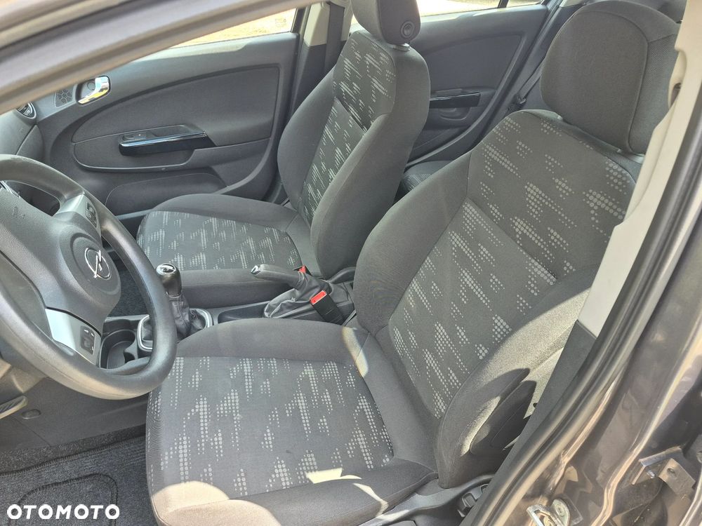 Opel Corsa 1.4 16V Selection - 12