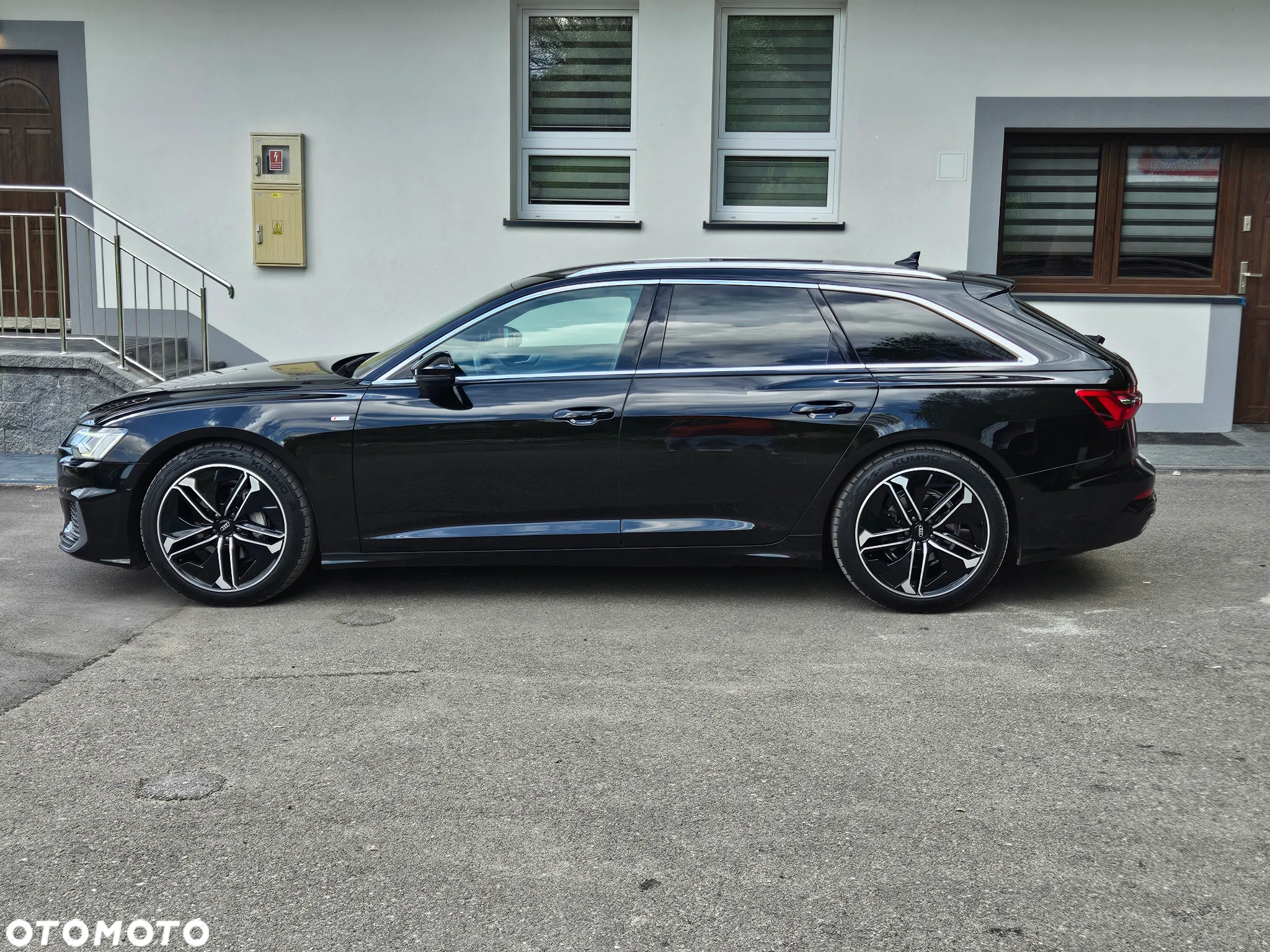 Audi A6 Avant 40 TDI quattro S tronic S line - 8