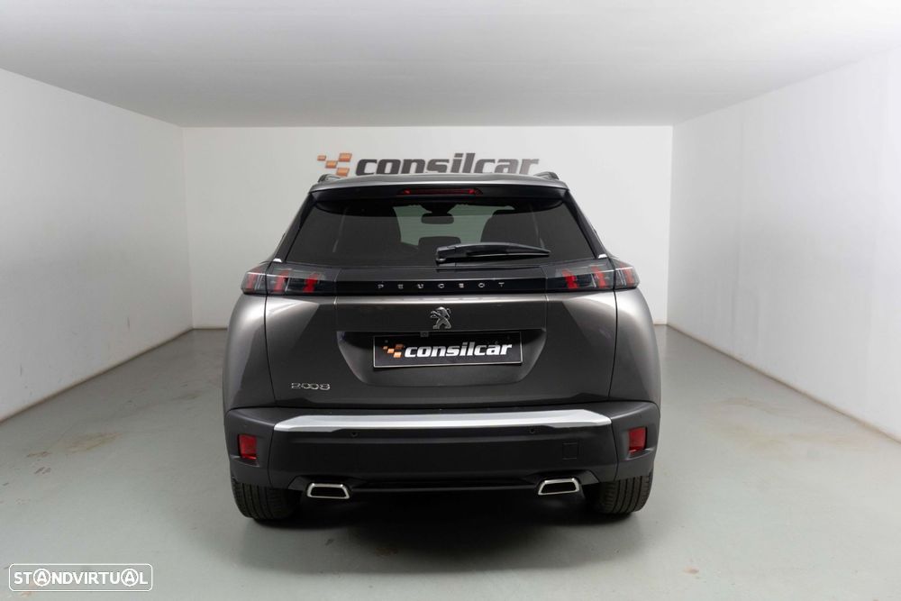 Peugeot 2008 1.2 PureTech Allure EAT8 - 5