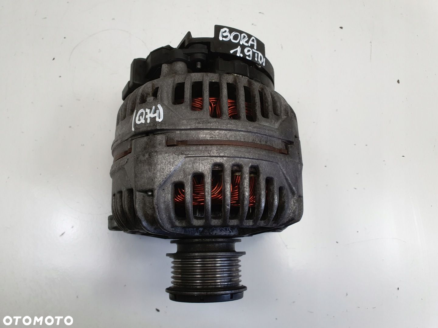 Audi A3 8L Golf IV Seat Leon 1.9 TDI ALTERNATOR 028903028E 90A - 2