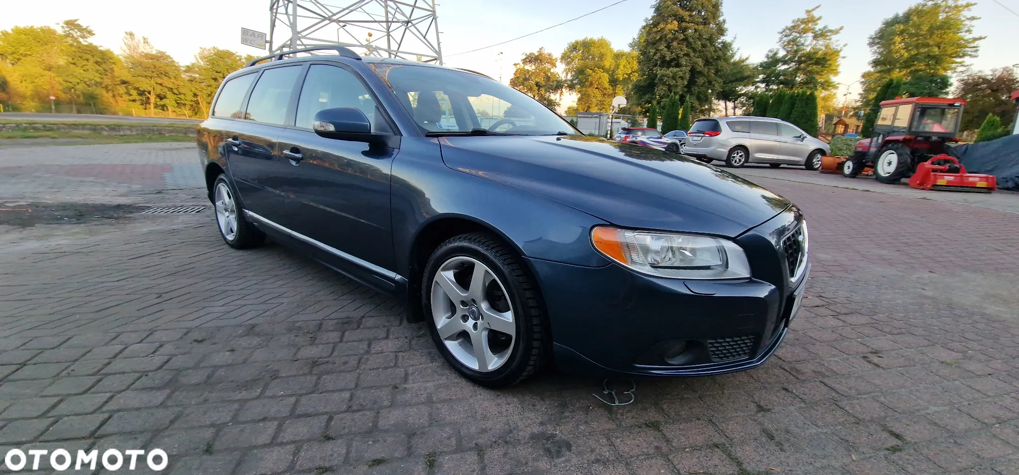 Volvo V70 2.0 Momentum - 24
