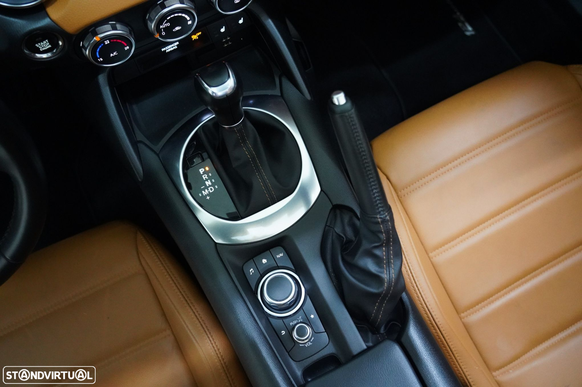 Fiat 124 Spider 1.4 T Multiair Lusso AT - 23