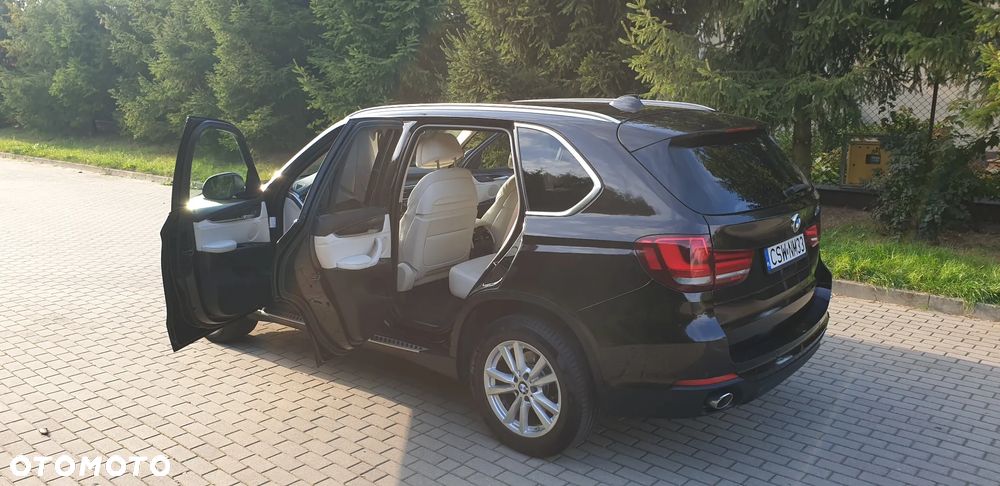 BMW X5 xDrive25d - 28