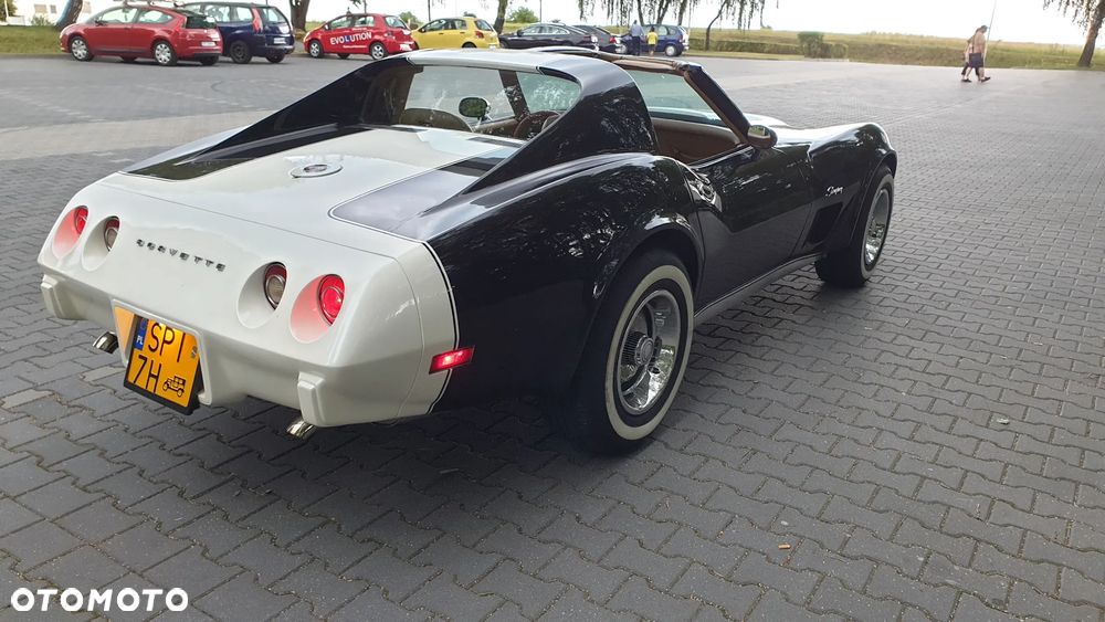 Chevrolet Corvette - 6