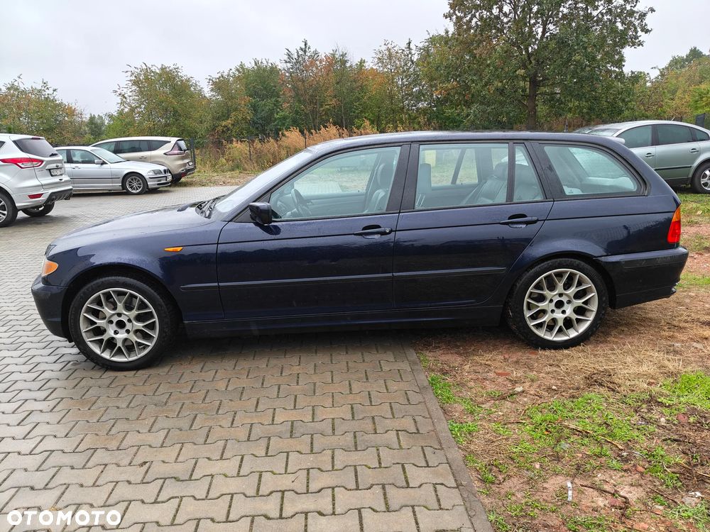 BMW 330Xi E46 Touring 2002 photo 4